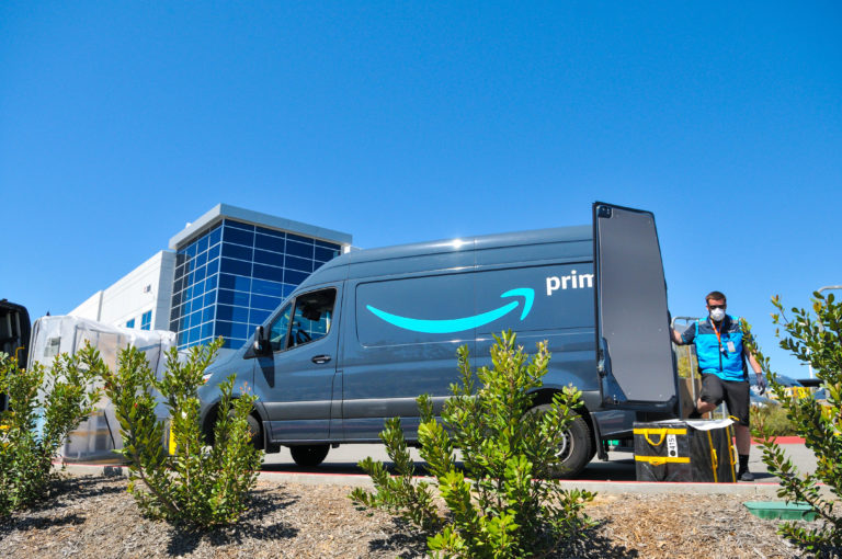 Amazon to Hire 800 Tech, Corporate Roles in LA
