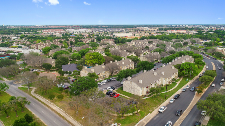 Archway Buys Austin Apartment Complex