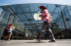 Tenant Apple Shines in Deal