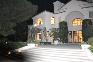 Feds Take Malibu Mansion, Michael Jackson Memorabilia From African Kleptocrat