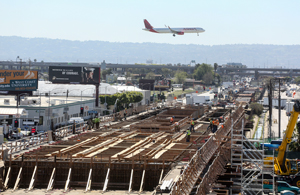 New LAX Connector Joins Domestic, International Terminals
