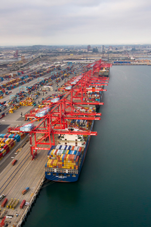 Ports Awash in Bankrupt Shipping Line’s Cargo