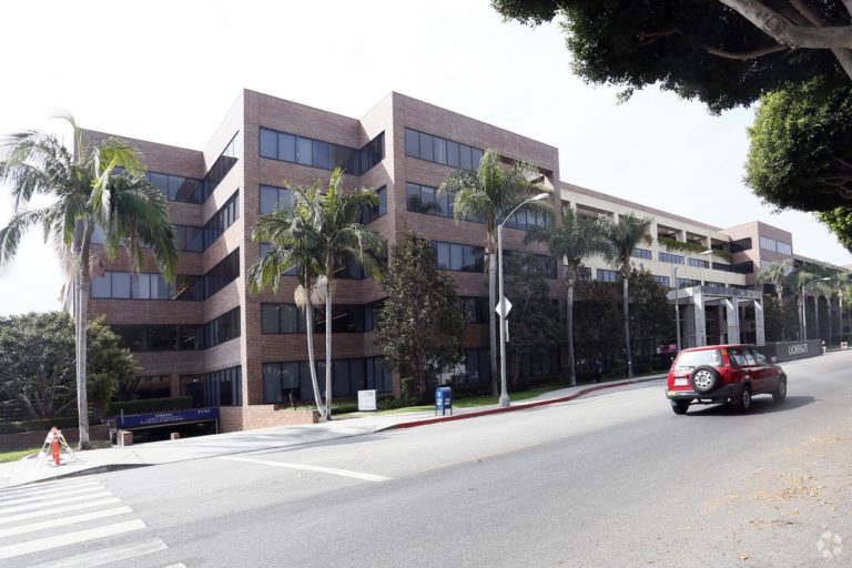 Oracle Buys Santa Monica Offices for $368 Million