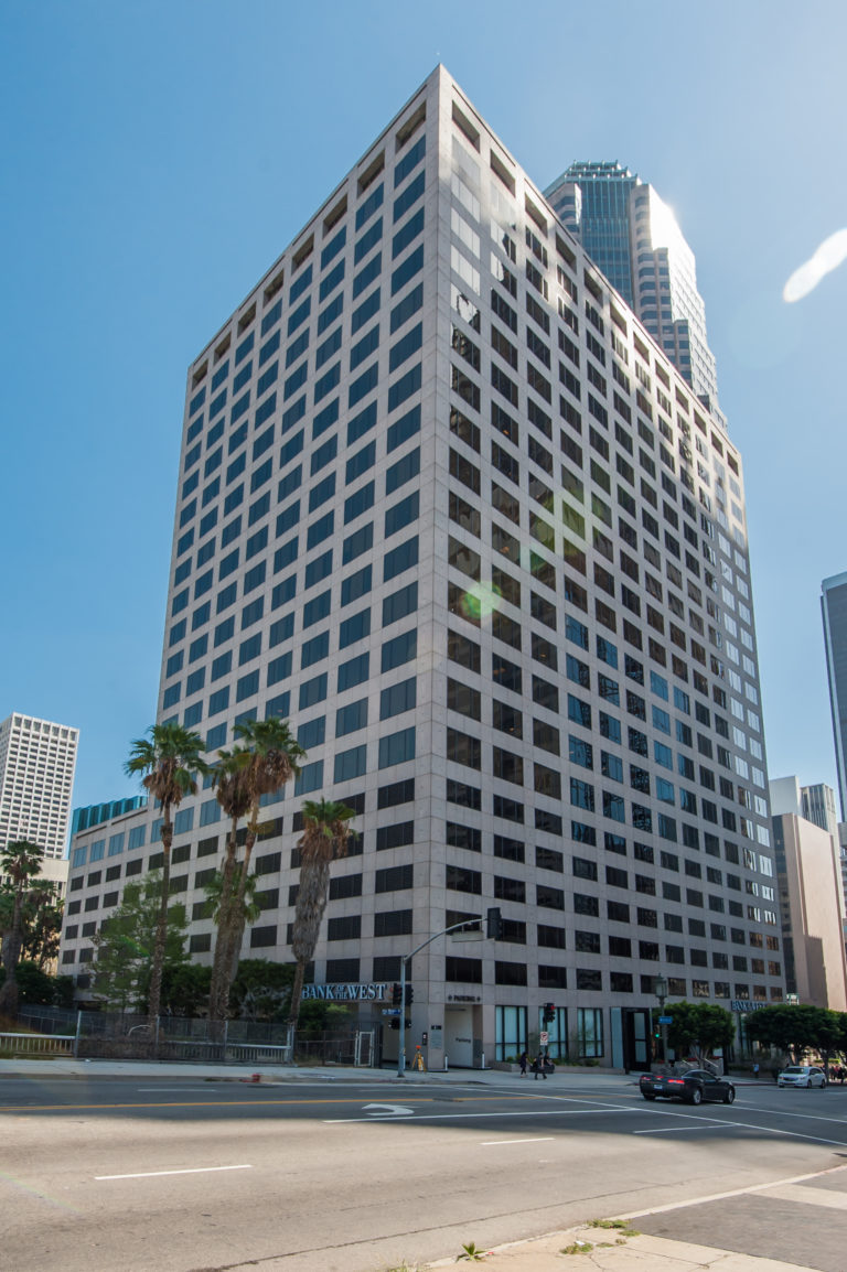 Downtown Tower Sells for $196 Million to German Investment Company