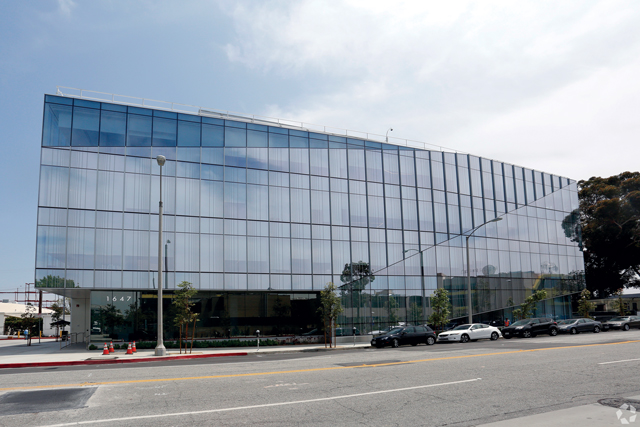 Figs Leases New HQ in Santa Monica