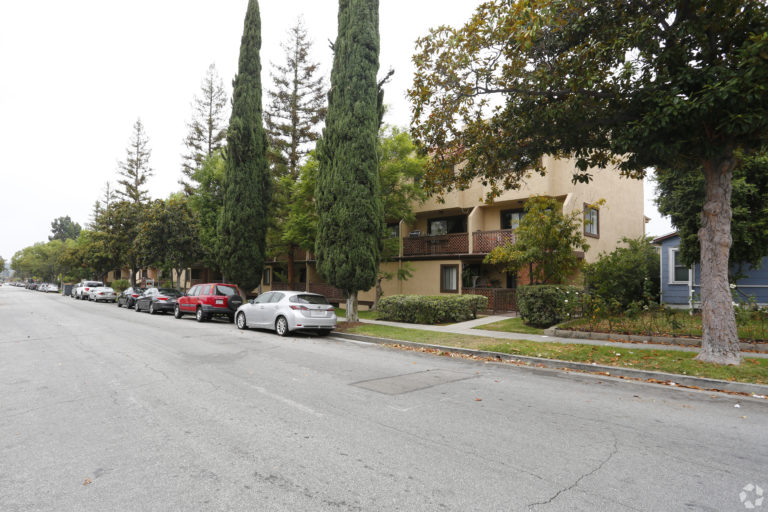 Glendale Multifamily Property Brings $28 Million