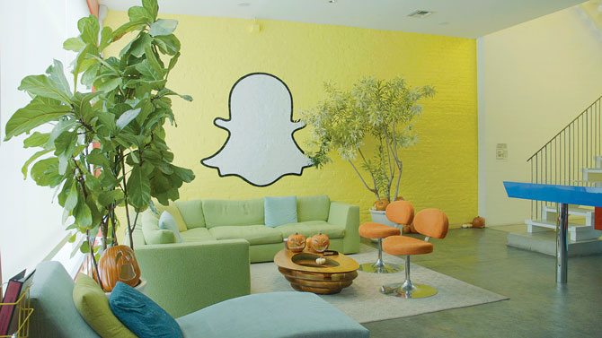 Snap Revenues Rise as User Growth Slows