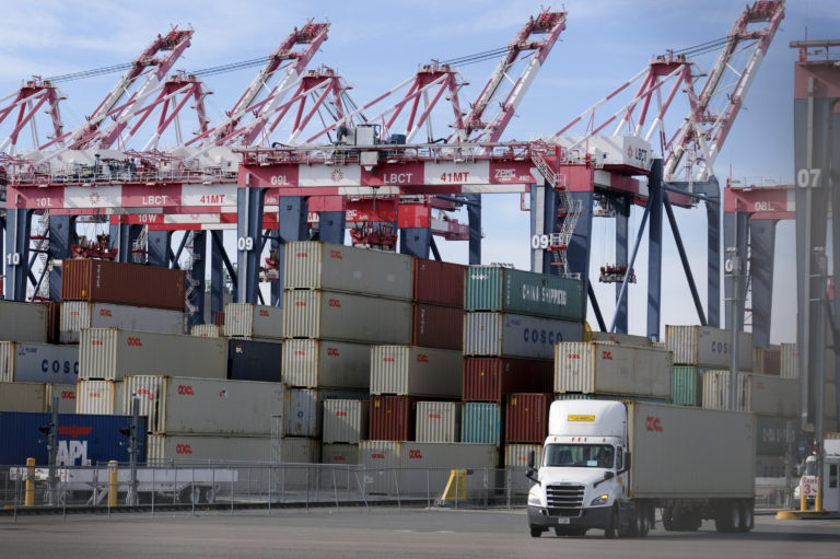 LA, LB Ports Postpone Plan for Clean Truck Fund