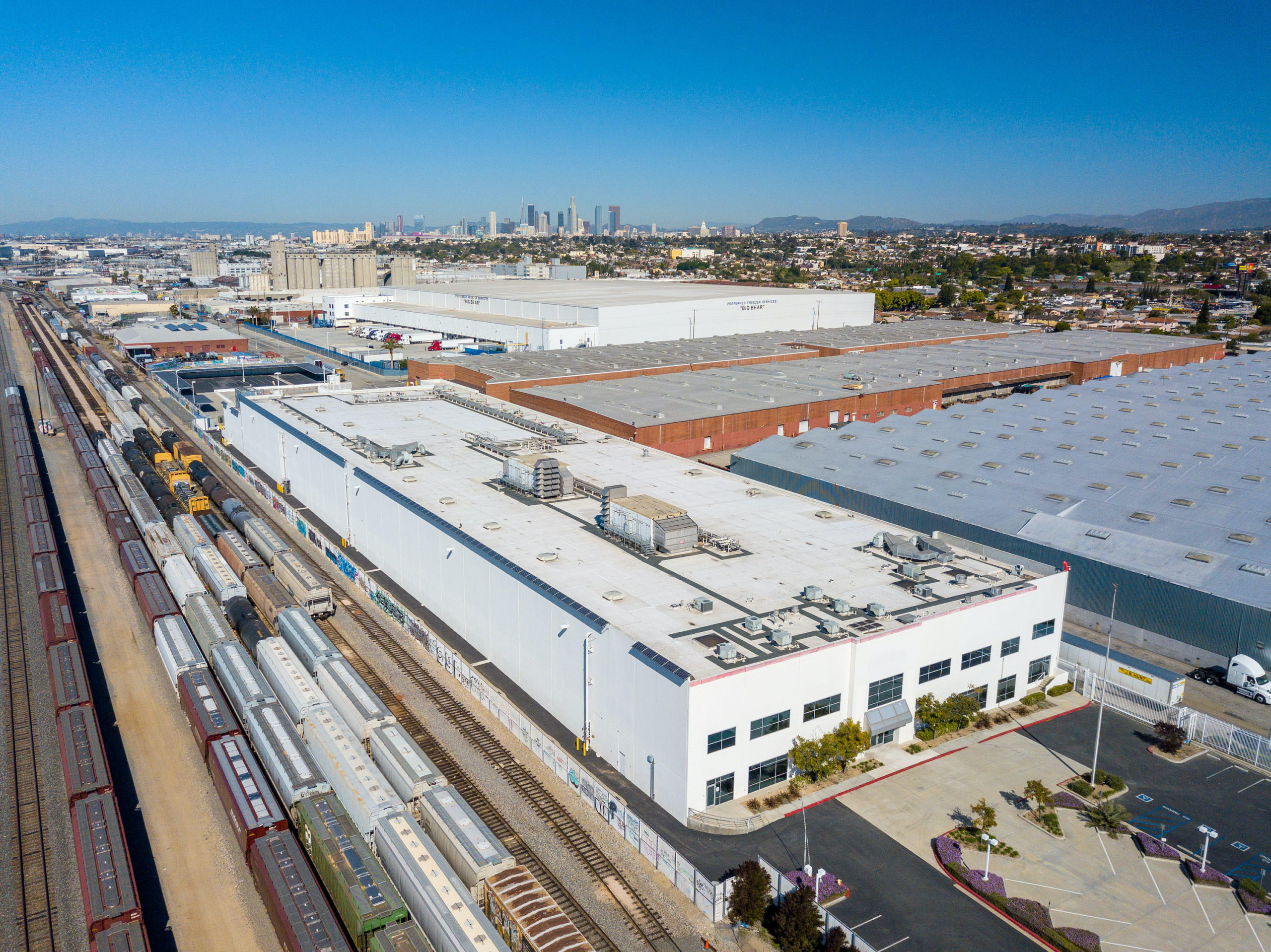 Dedeaux Sells Cold Storage Portfolio in Central LA