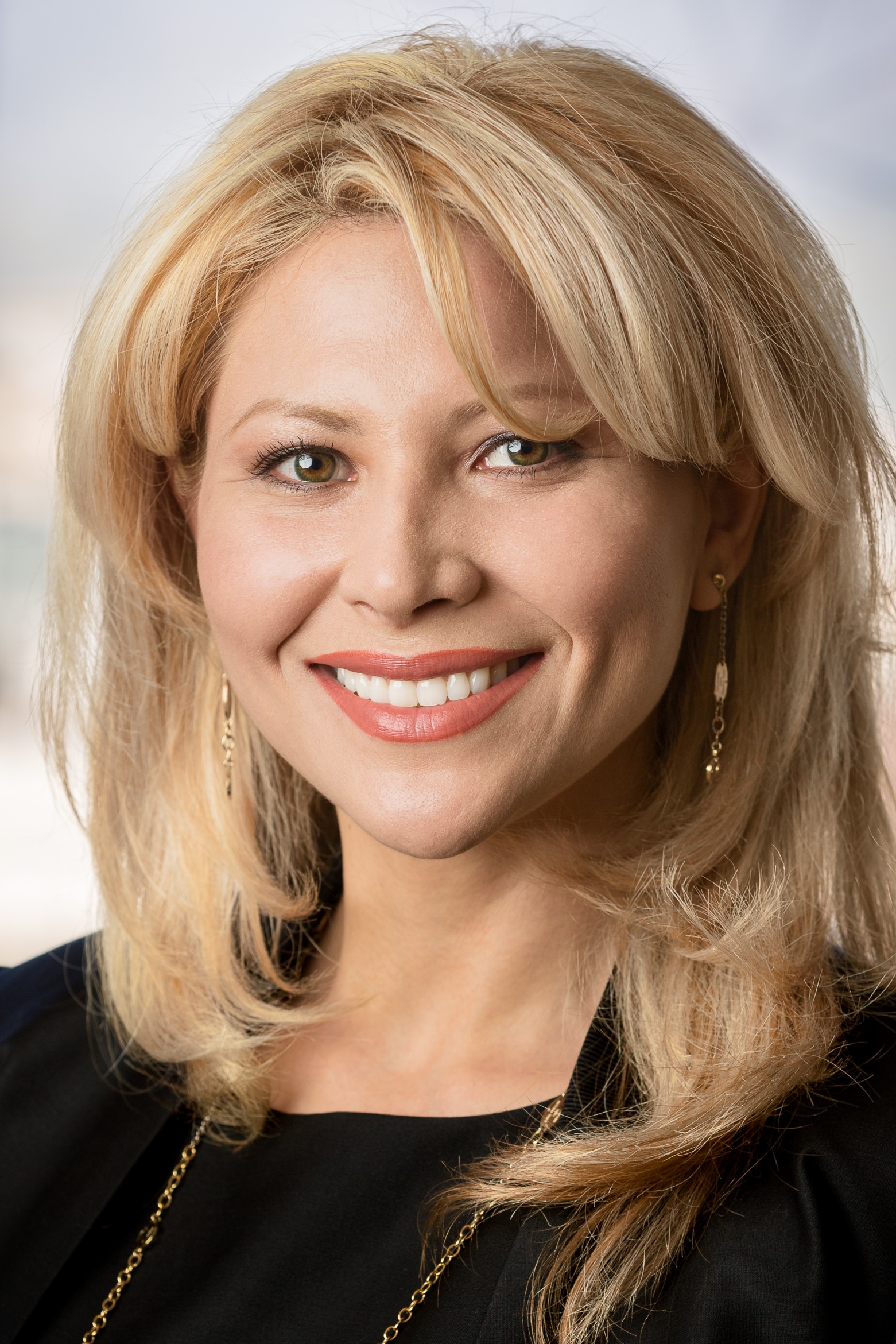 SharpLine’s Armendariz Charts Her Own Path in Commercial Real Estate