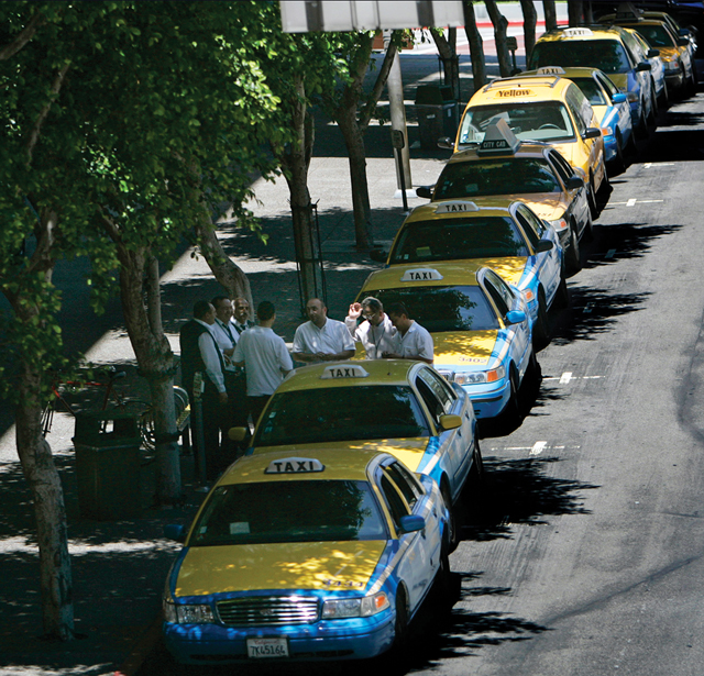 Let Los Angeles Taxis Use Rooftop Advertising