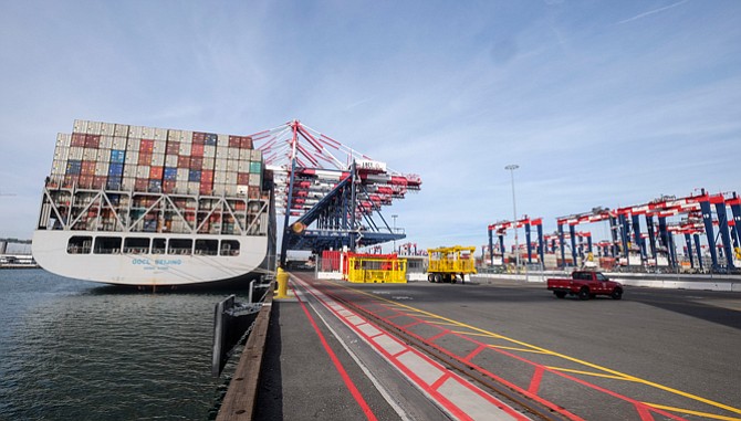 Cosco Shipping to Put Long Beach Terminal in U.S. Trust