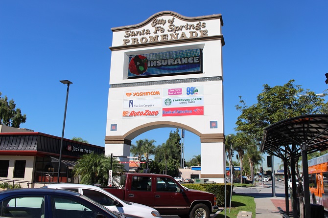 Santa Fe Springs Shopping Center Sells for $32 Million