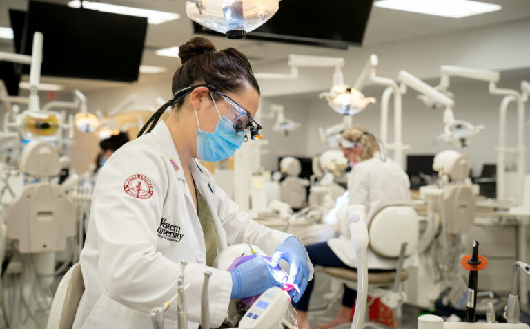 Dental Medicine School Snags $1.5M Follow-On Federal Grant to Train Students to Practice in Underserved Areas