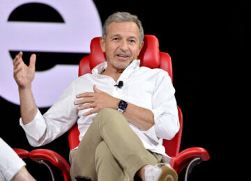 Analysts: Iger Faces Adversity