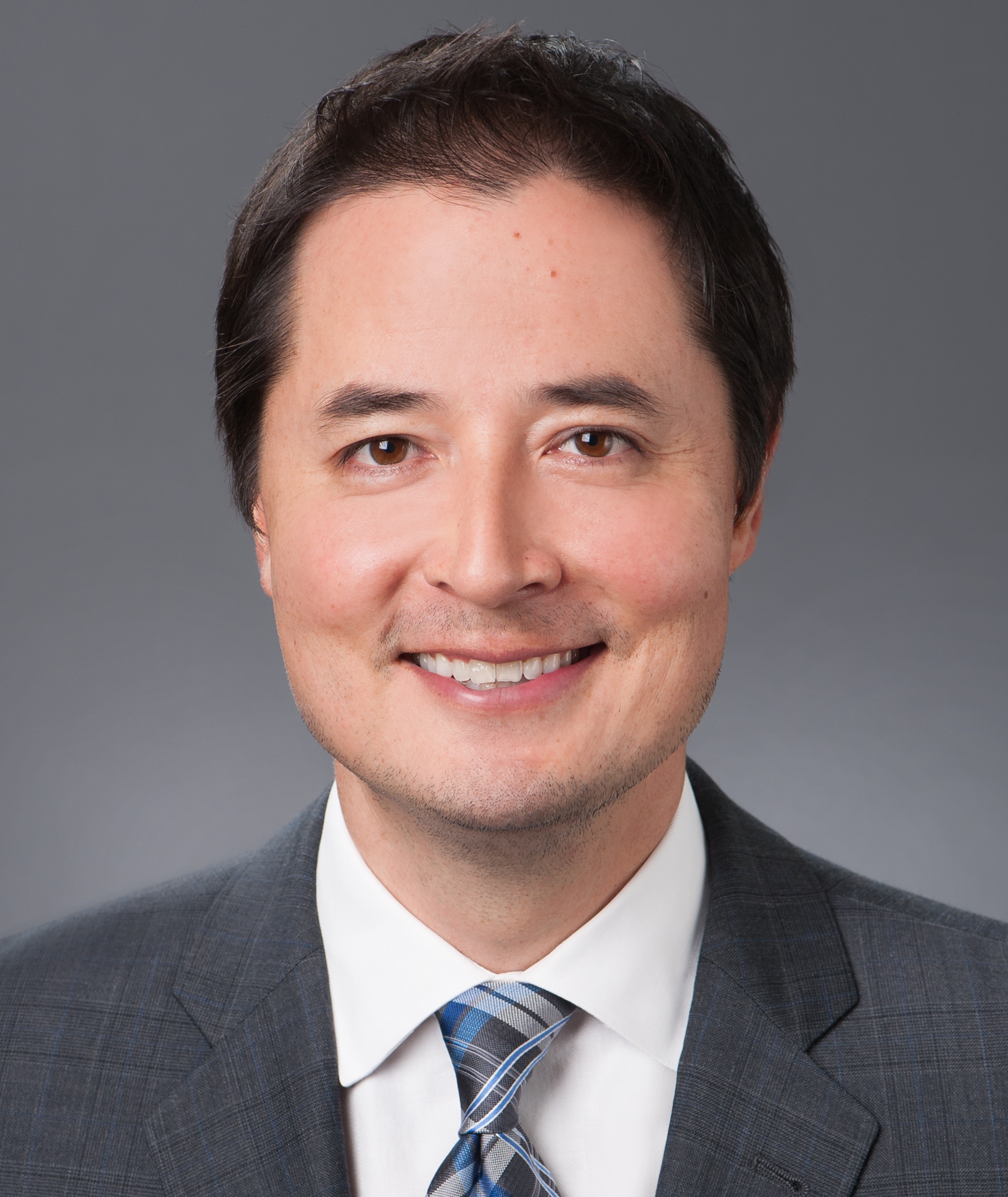 Leaders of Influence: 2023 Minority Attorneys – Christopher Ng