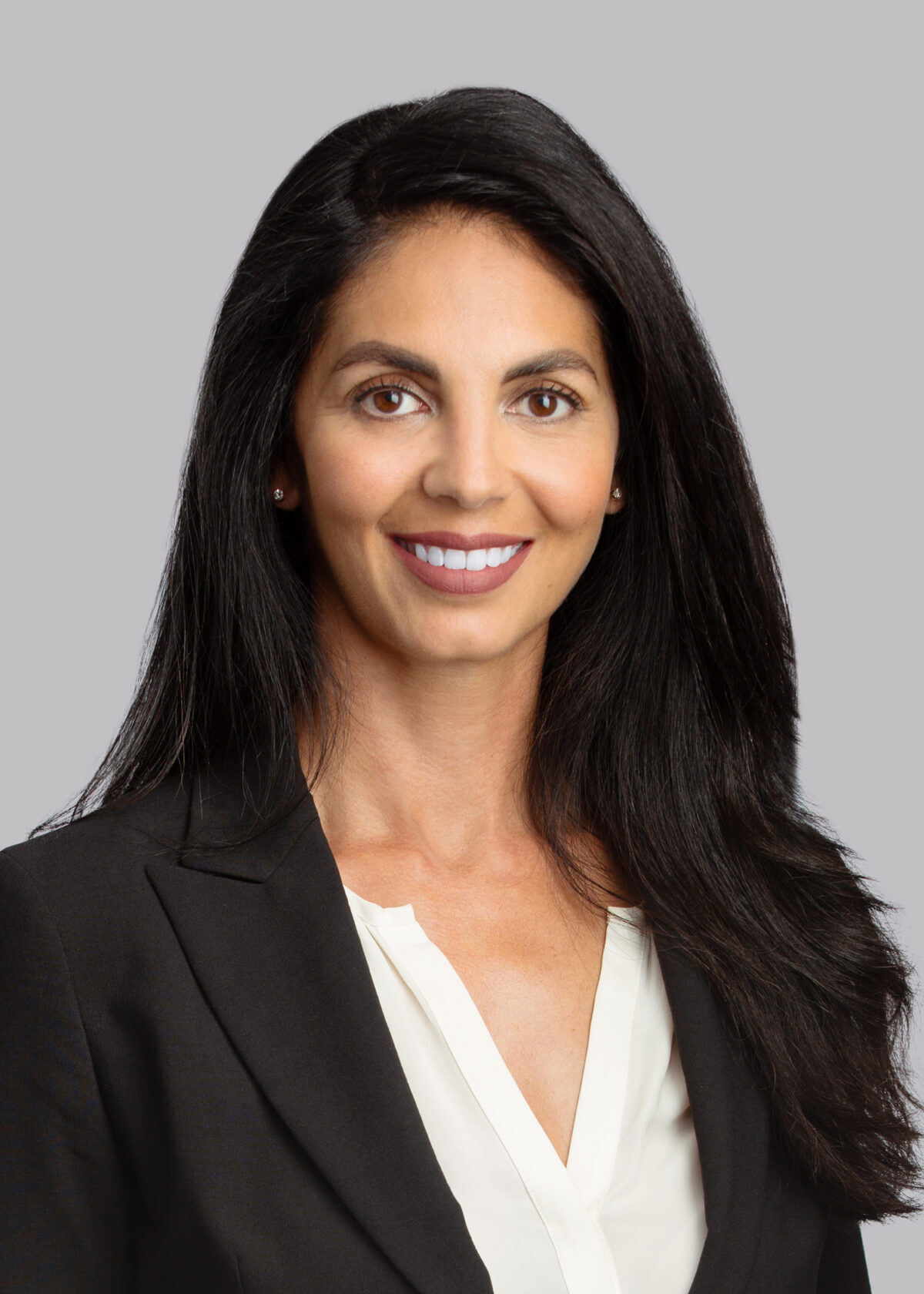 Women of Influence: Attorneys 2024 – Safia Hussain - Los Angeles ...