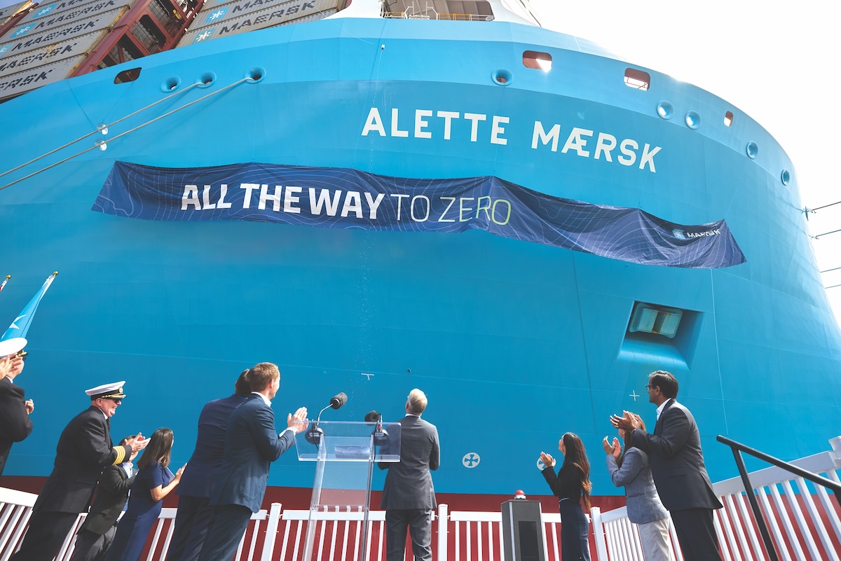 Dual-Fuel Vessel Comes to Port of Los Angeles