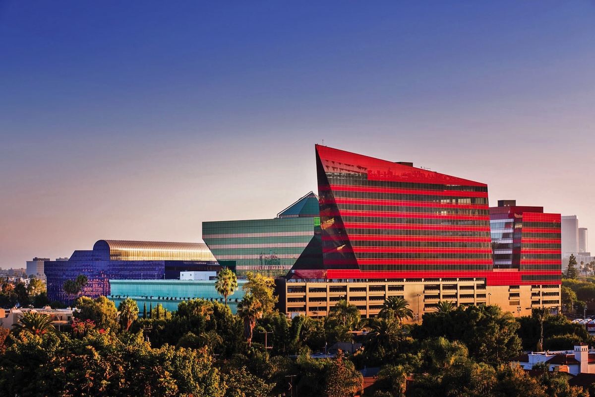 Red Tech Building Leases Secured for Red Building at 2019 Rents - Los Angeles Business ...