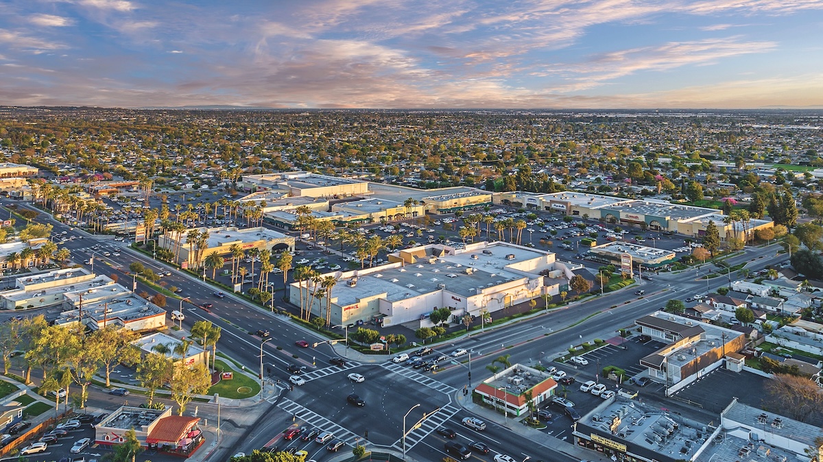 Brixton Picks Up Shopping Center