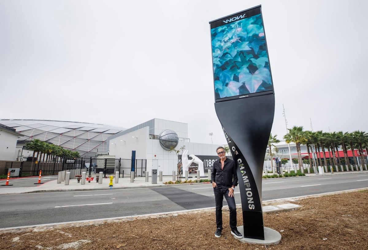 Advertising Firm Building ‘Wow’ Factor